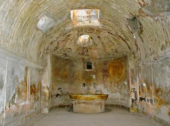 El caldarium de las termas del Foro